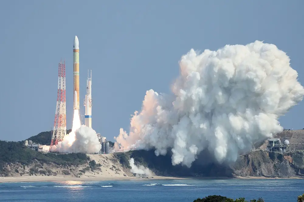 Japonya'da gözlem uydusu taşıyan H3 roketi kalkıştan sonra infilak ettirildi Japonya'da gözlem uydusu taşıyan H3 roketi kalkıştan sonra infilak ettirildi
