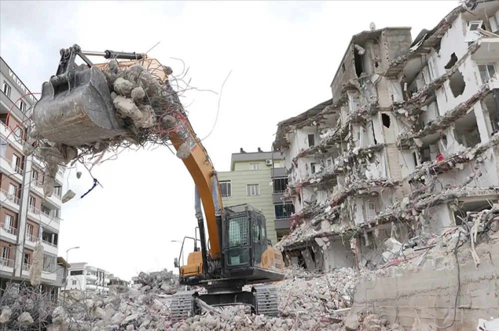 Üç soruda deprem sonrası imar suçlularını neler bekliyor? Üç soruda deprem sonrası imar suçlularını neler bekliyor?