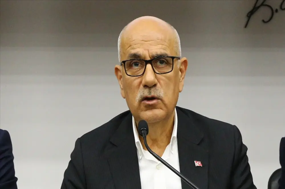 Bakan Kirişci: Sıvılaşma vasfı olan tarım arazisinden, faydan uzak duracağız Bakan Kirişci: Sıvılaşma vasfı olan tarım arazisinden, faydan uzak duracağız