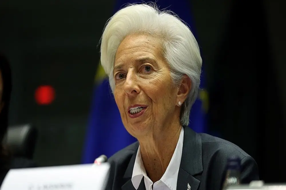 ECB Başkanı Lagarde: ECB piyasadaki gelişmeleri yakından izliyor ECB Başkanı Lagarde: ECB piyasadaki gelişmeleri yakından izliyor