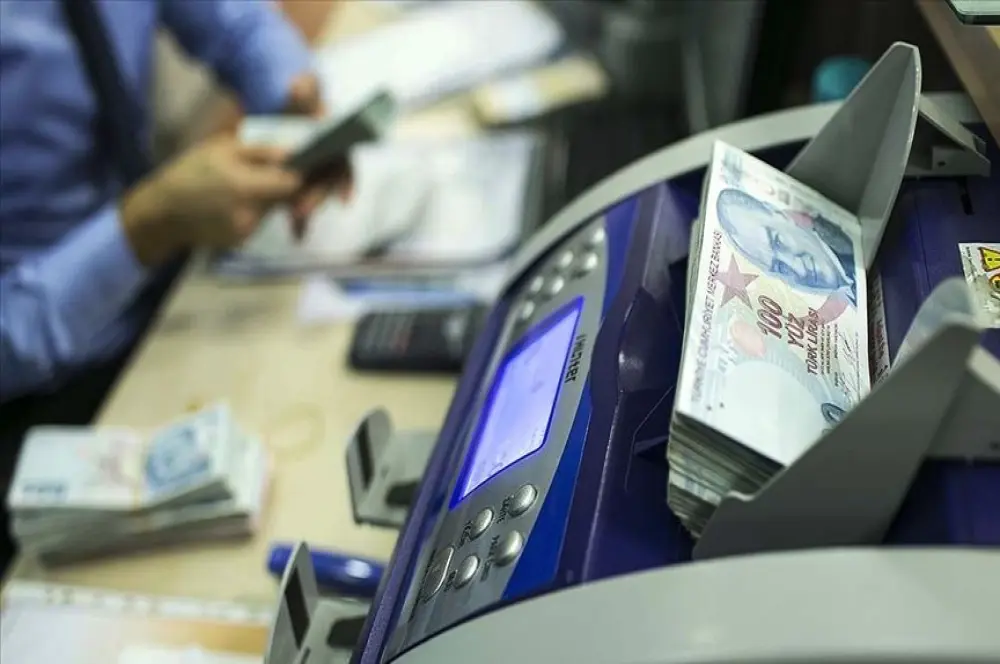 En düşük emekli aylığı ve ikramiyeleri yükseltecek modeller üzerine çalışılıyor En düşük emekli aylığı ve ikramiyeleri yükseltecek modeller üzerine çalışılıyor