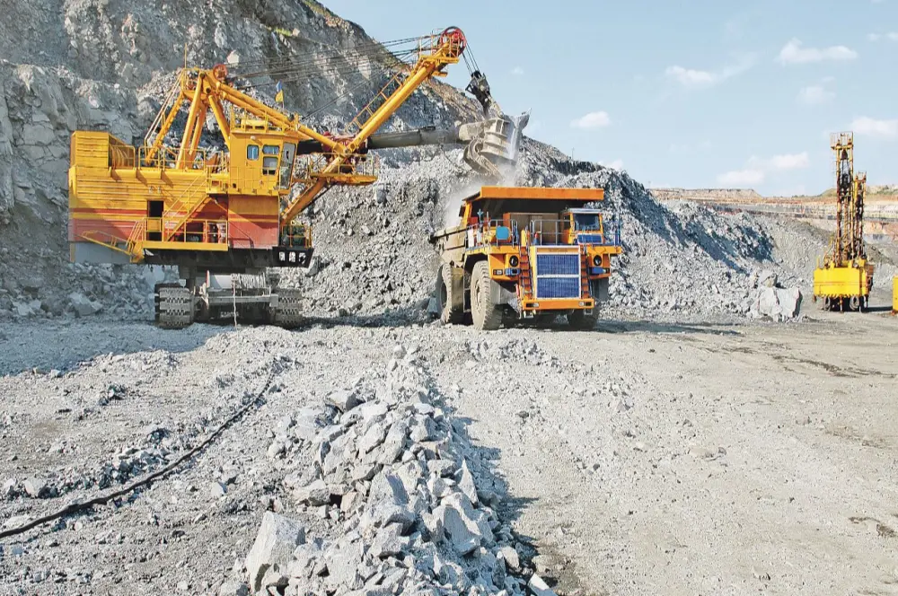 Madencilik sektörü yenilenebilir enerji yatırımlarıyla büyümeyi hedefliyor Madencilik sektörü yenilenebilir enerji yatırımlarıyla büyümeyi hedefliyor