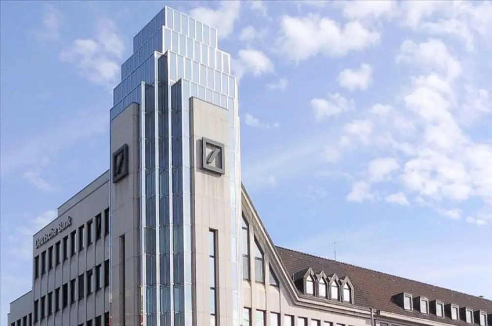 Deutsche Bank, Rus teknoloji merkezlerini kapatmaya hazırlanıyor Deutsche Bank, Rus teknoloji merkezlerini kapatmaya hazırlanıyor