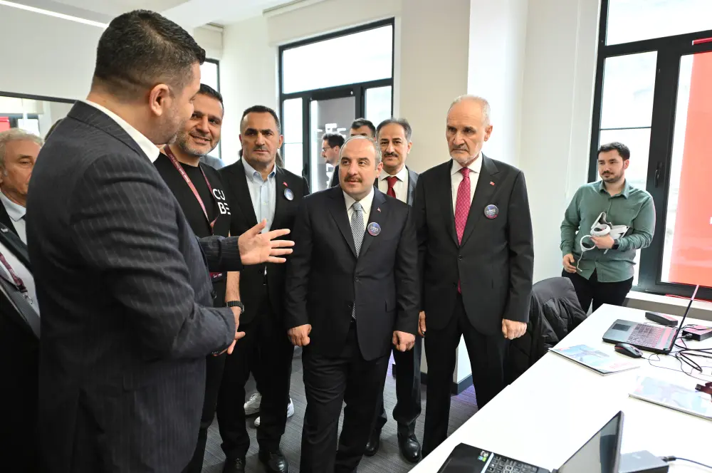 Beyoğlu'nda açılan kuluçka merkezi girişimcileri bekliyor Beyoğlu'nda açılan kuluçka merkezi girişimcileri bekliyor
