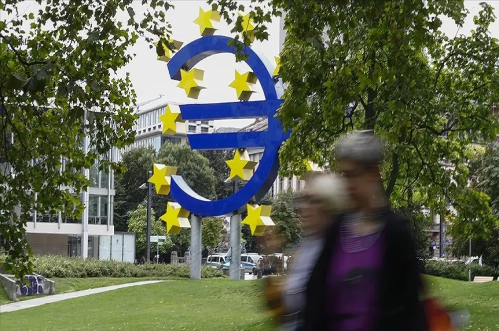 Avrupa Merkez Bankası, faiz artışına devam etti, bilanço küçültmeyi hızlandırdı Avrupa Merkez Bankası, faiz artışına devam etti, bilanço küçültmeyi hızlandırdı