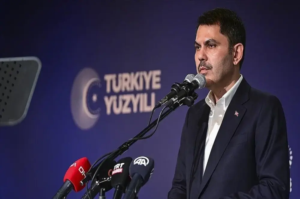 Bakan Kurum: 'Sanayide Yeşil Dönüşüm Belgesi' düzenliyoruz Bakan Kurum: 'Sanayide Yeşil Dönüşüm Belgesi' düzenliyoruz