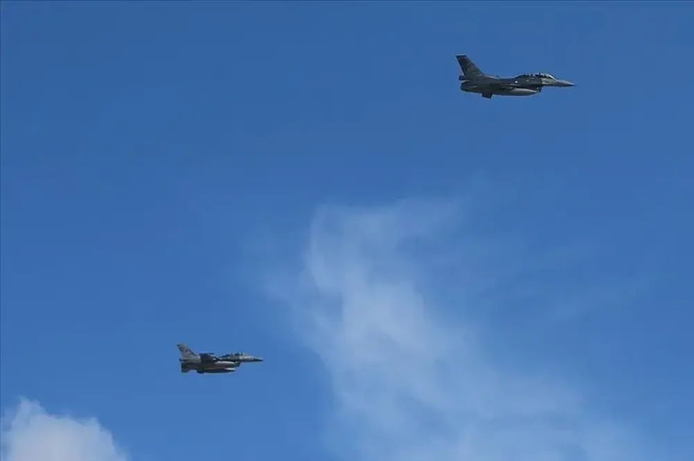 Özgür F-16 için geri sayım Özgür F-16 için geri sayım