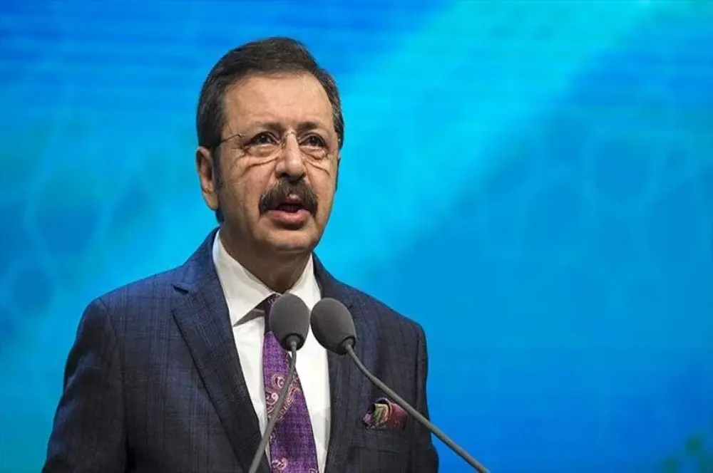 TOBB Başkanı Rifat Hisarcıklıoğlu'ndan seçim açıklaması TOBB Başkanı Rifat Hisarcıklıoğlu'ndan seçim açıklaması