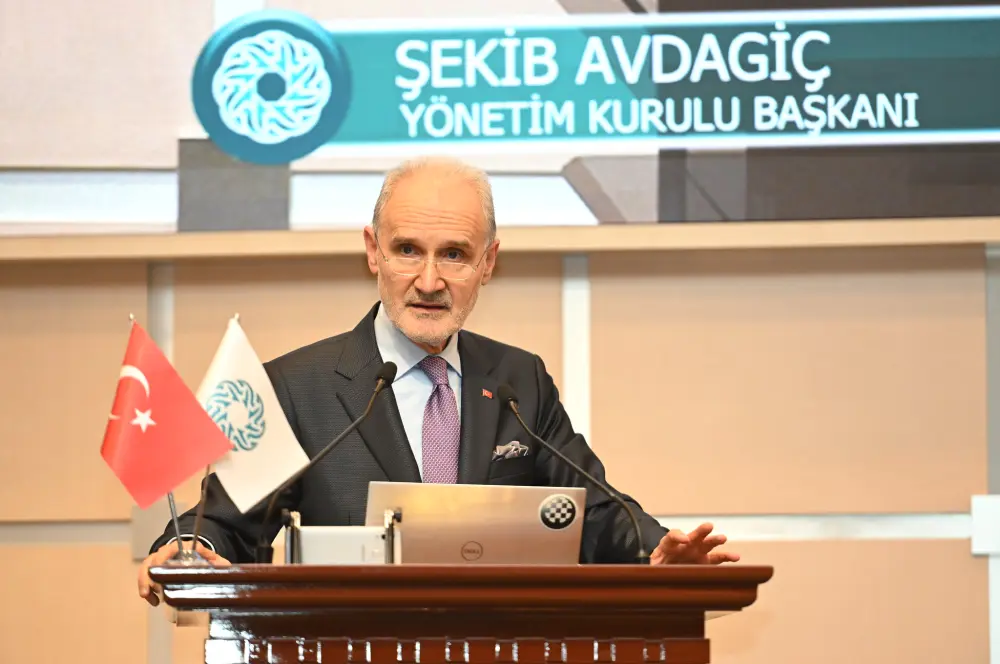 'Halkımızın istikrar ve güvenden yana tavrını sürdüreceğine inanıyoruz' 'Halkımızın istikrar ve güvenden yana tavrını sürdüreceğine inanıyoruz'