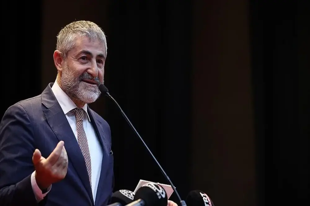 "Türkiye ekonomisi büyüme performansıyla birçok ülkeye fark atmıştır" "Türkiye ekonomisi büyüme performansıyla birçok ülkeye fark atmıştır"