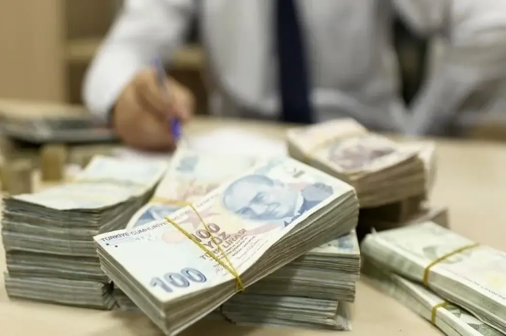 Bankacılık sektörü kredi hacmi geçen hafta 9 trilyon 64 milyar lira oldu Bankacılık sektörü kredi hacmi geçen hafta 9 trilyon 64 milyar lira oldu