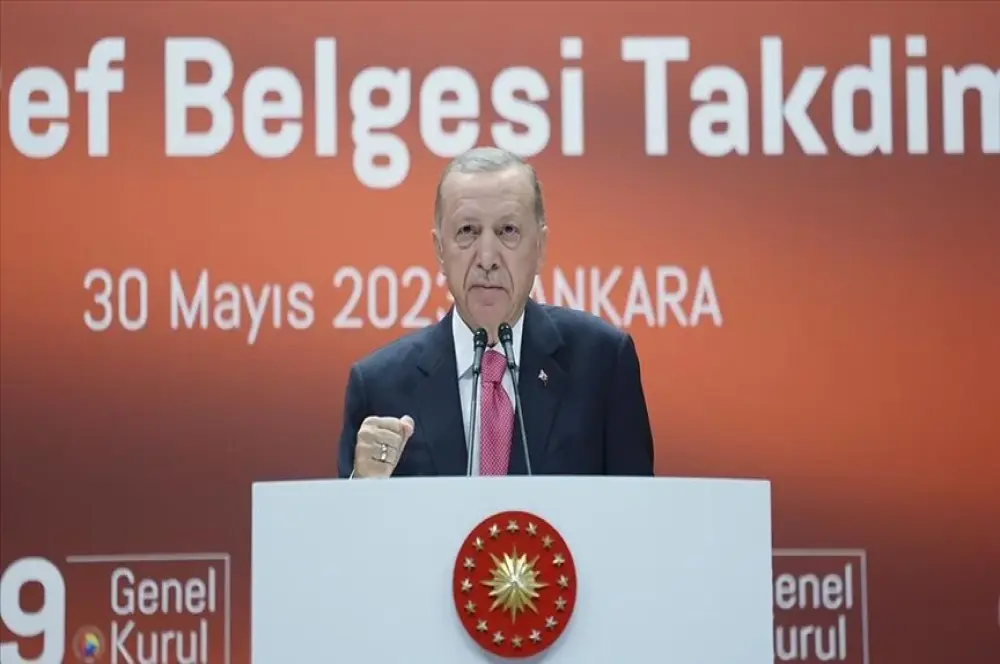 'Hedefimiz çevremizde bir güvenlik ve barış kuşağı tesis etmektir' 'Hedefimiz çevremizde bir güvenlik ve barış kuşağı tesis etmektir'