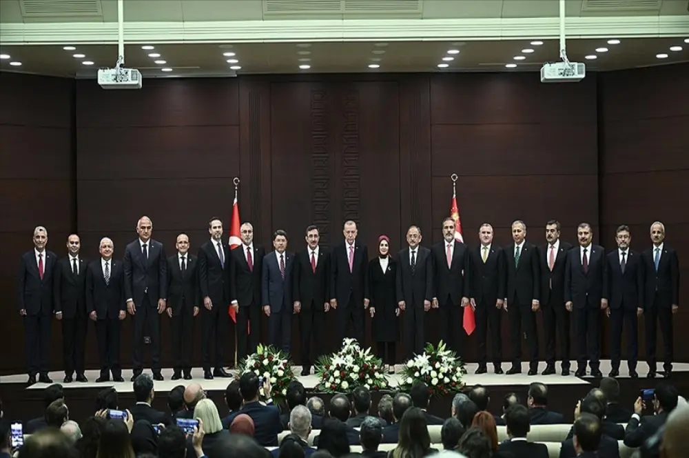 Cumhurbaşkanı Erdoğan, kabine üyelerini açıkladı Cumhurbaşkanı Erdoğan, kabine üyelerini açıkladı