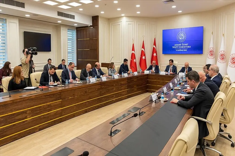 Asgari Ücret Tespit Komisyonu ikinci toplantısını 19 Haziran'da yapacak Asgari Ücret Tespit Komisyonu ikinci toplantısını 19 Haziran'da yapacak