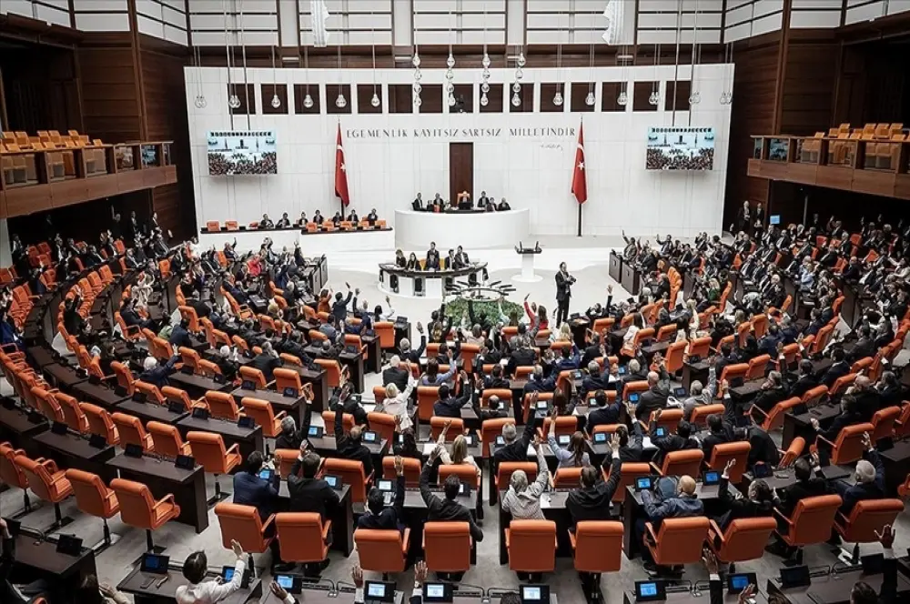 TBMM'nin çalışma süresi uzatıldı TBMM'nin çalışma süresi uzatıldı