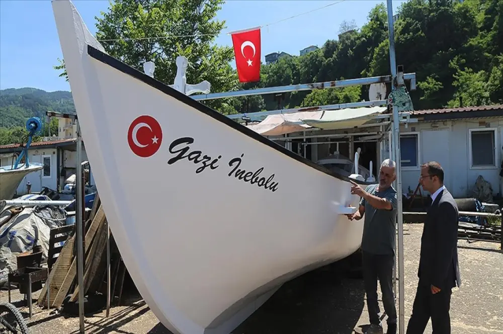 Milli Mücadele'de cephane taşıyan İnebolu denk kayığının örneği yapıldı Milli Mücadele'de cephane taşıyan İnebolu denk kayığının örneği yapıldı