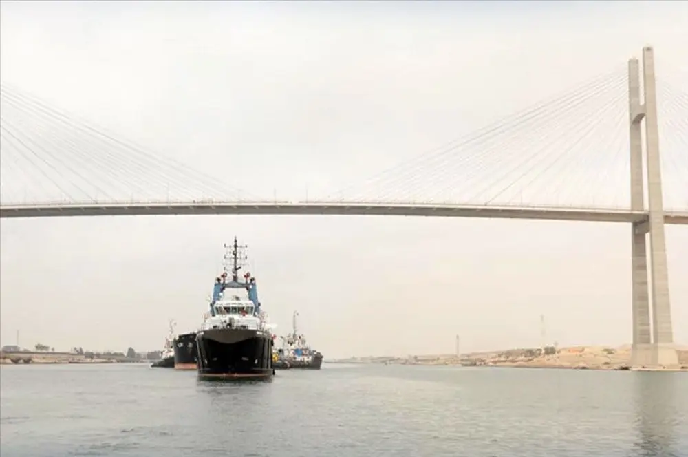 Süveyş Kanalı'nın yıllık geliri 9,4 milyar dolara ulaştı Süveyş Kanalı'nın yıllık geliri 9,4 milyar dolara ulaştı