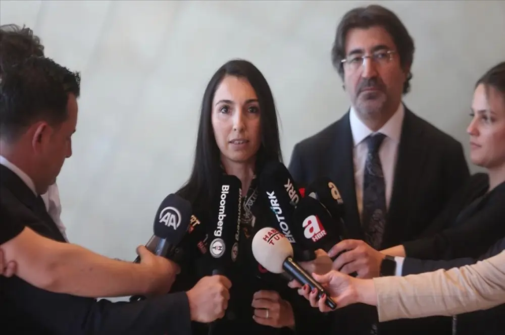 Fiyat istikrarını ve finansal istikrarı sağlayarak enflasyonla mücadele edeceğiz Fiyat istikrarını ve finansal istikrarı sağlayarak enflasyonla mücadele edeceğiz