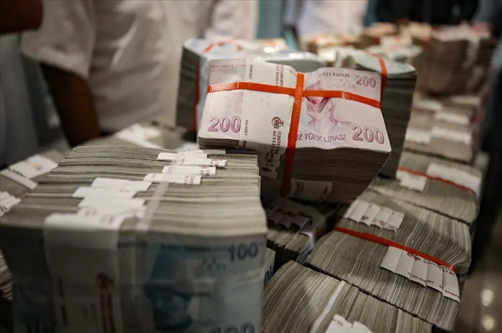 Türk lirasıyla dış ticaret hacmi yılın ilk yarısında 349.5 milyar lirayı buldu Türk lirasıyla dış ticaret hacmi yılın ilk yarısında 349.5 milyar lirayı buldu