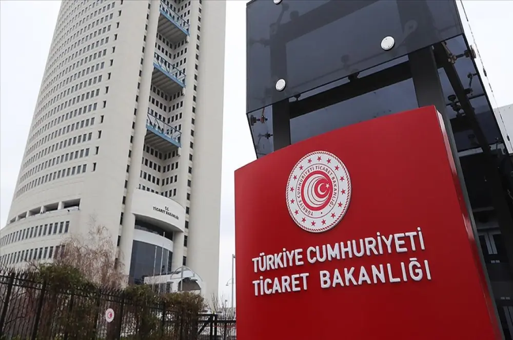 İkinci el araç satış ilanlarında ‘sıfır atarak’ tüketiciyi aldatanlara uyarı İkinci el araç satış ilanlarında ‘sıfır atarak’ tüketiciyi aldatanlara uyarı