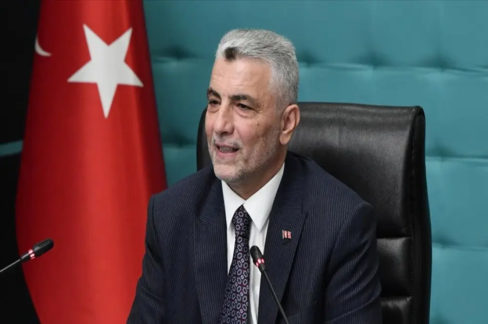 Ticaret Bakanı Bolat: İkinci el araçta satışların gevşediğini müşahede ediyoruz Ticaret Bakanı Bolat: İkinci el araçta satışların gevşediğini müşahede ediyoruz