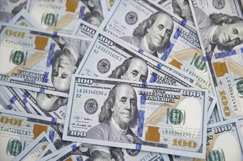 Goldman Sachs'ın karı yılın ikinci çeyreğinde düştü Goldman Sachs'ın karı yılın ikinci çeyreğinde düştü