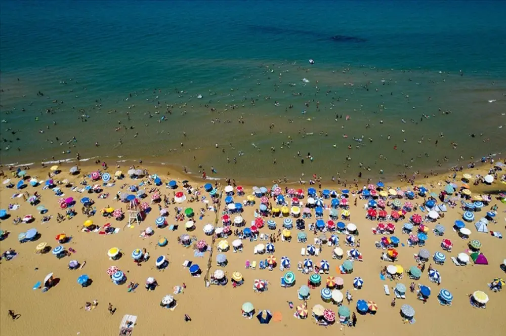 Yerli turist yılın ilk çeyreğinde seyahate 22.3 milyar lira harcadı Yerli turist yılın ilk çeyreğinde seyahate 22.3 milyar lira harcadı