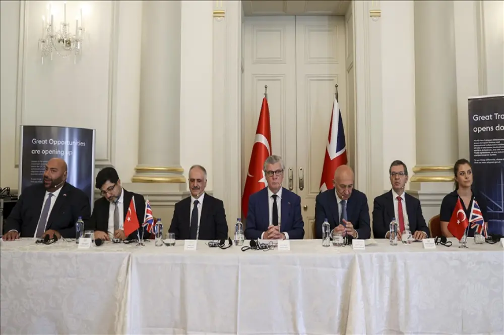 Birleşik Krallık, elektrikli demir yolu projesi için finansman sağlayacak Birleşik Krallık, elektrikli demir yolu projesi için finansman sağlayacak