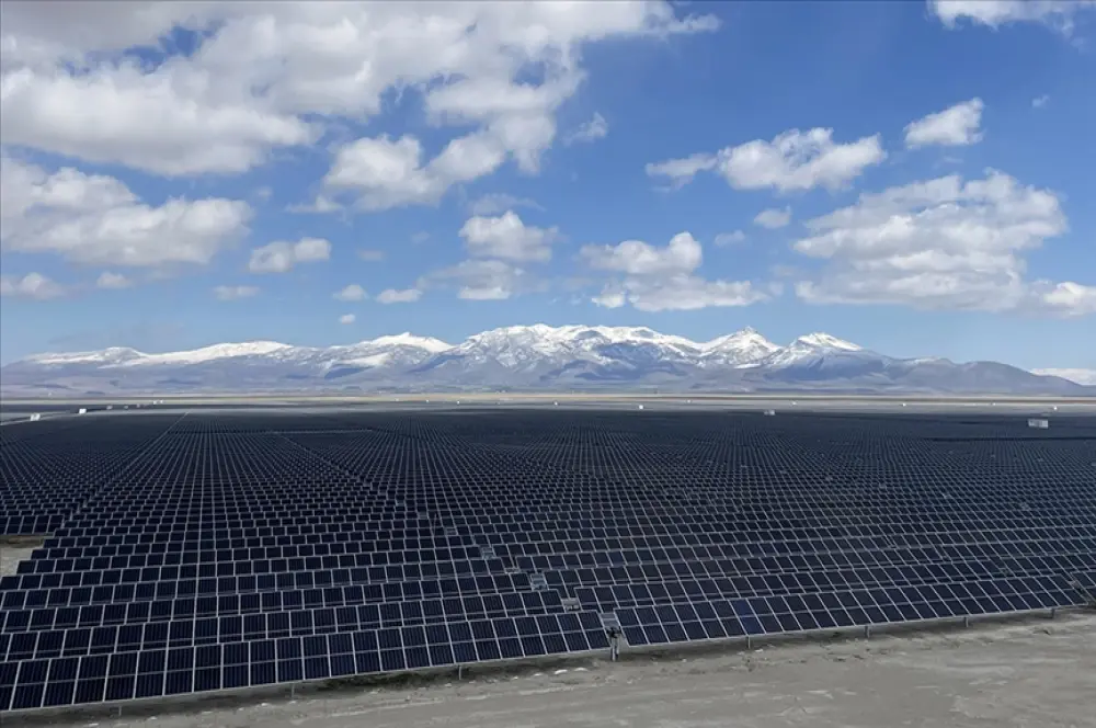 Elektrik kapasitesinde yenilenebilir enerjinin payı katlanarak artıyor Elektrik kapasitesinde yenilenebilir enerjinin payı katlanarak artıyor