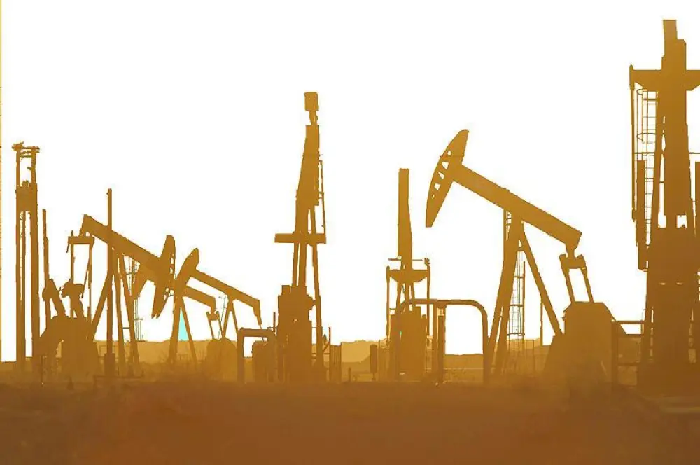Brent petrolün varili 82,81 dolar Brent petrolün varili 82,81 dolar