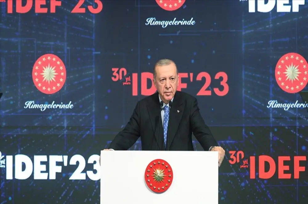 "Savunma sanayisinde çığır açan yeni ürünlerle tüm dünyanın huzuruna çıkacağız" "Savunma sanayisinde çığır açan yeni ürünlerle tüm dünyanın huzuruna çıkacağız"