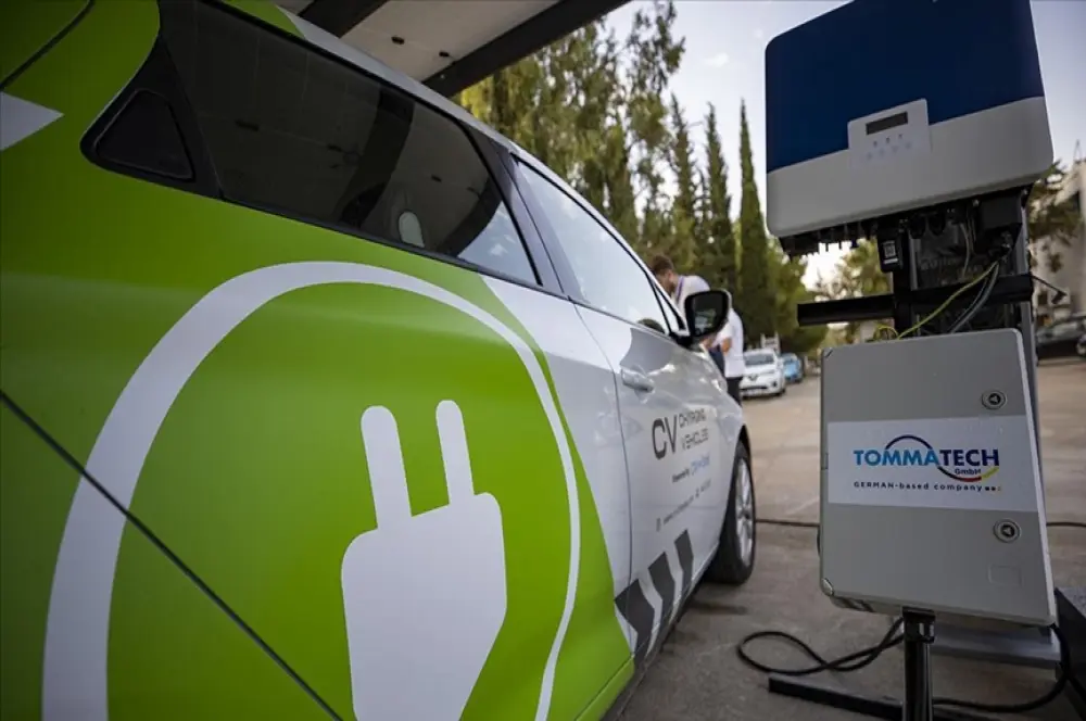 Türkiye genelinde elektrikli araç şarj istasyonu sayısı 3 bin 700'ü geçti Türkiye genelinde elektrikli araç şarj istasyonu sayısı 3 bin 700'ü geçti