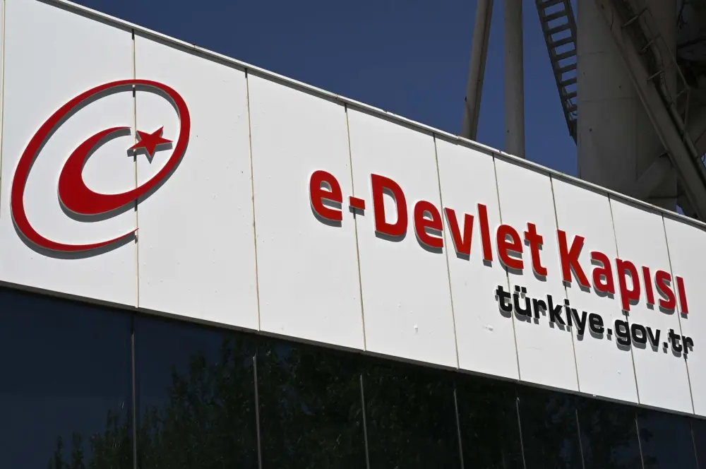 Cumhurbaşkanlığı Dijital Dönüşüm Ofisi'nden, e-Devlet Kapısı kullananlara uyarı Cumhurbaşkanlığı Dijital Dönüşüm Ofisi'nden, e-Devlet Kapısı kullananlara uyarı