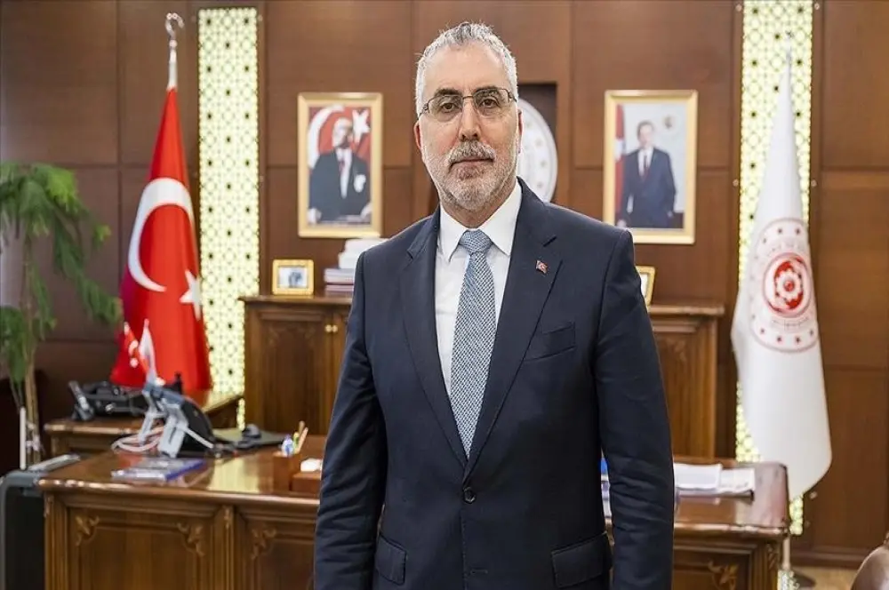 Bakan Işıkhan: Çalışanlarımızı enflasyon karşısında korumaya devam edeceğiz Bakan Işıkhan: Çalışanlarımızı enflasyon karşısında korumaya devam edeceğiz