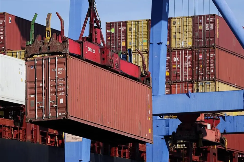 Doğu Karadeniz'den 8 ayda 132 ülkeye 933 milyon doları aşkın ihracat yapıldı Doğu Karadeniz'den 8 ayda 132 ülkeye 933 milyon doları aşkın ihracat yapıldı
