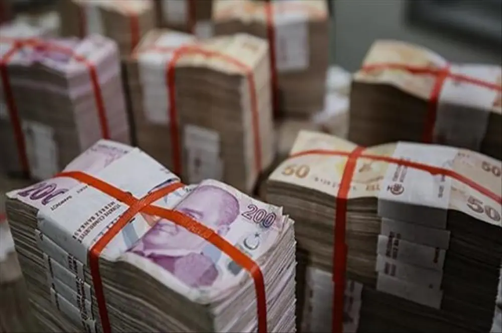 Bankacılık mevduatı 13 trilyon 448.3 milyar liraya yükseldi Bankacılık mevduatı 13 trilyon 448.3 milyar liraya yükseldi