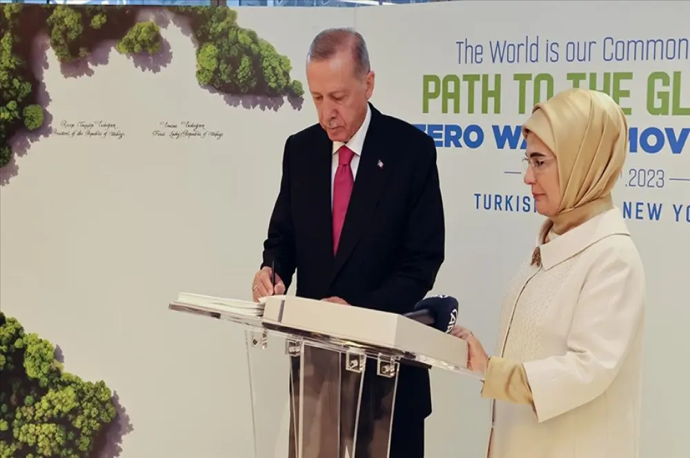Cumhurbaşkanı Erdoğan, Küresel Sıfır Atık İyi Niyet Beyanı'na ilk imzayı attı Cumhurbaşkanı Erdoğan, Küresel Sıfır Atık İyi Niyet Beyanı'na ilk imzayı attı