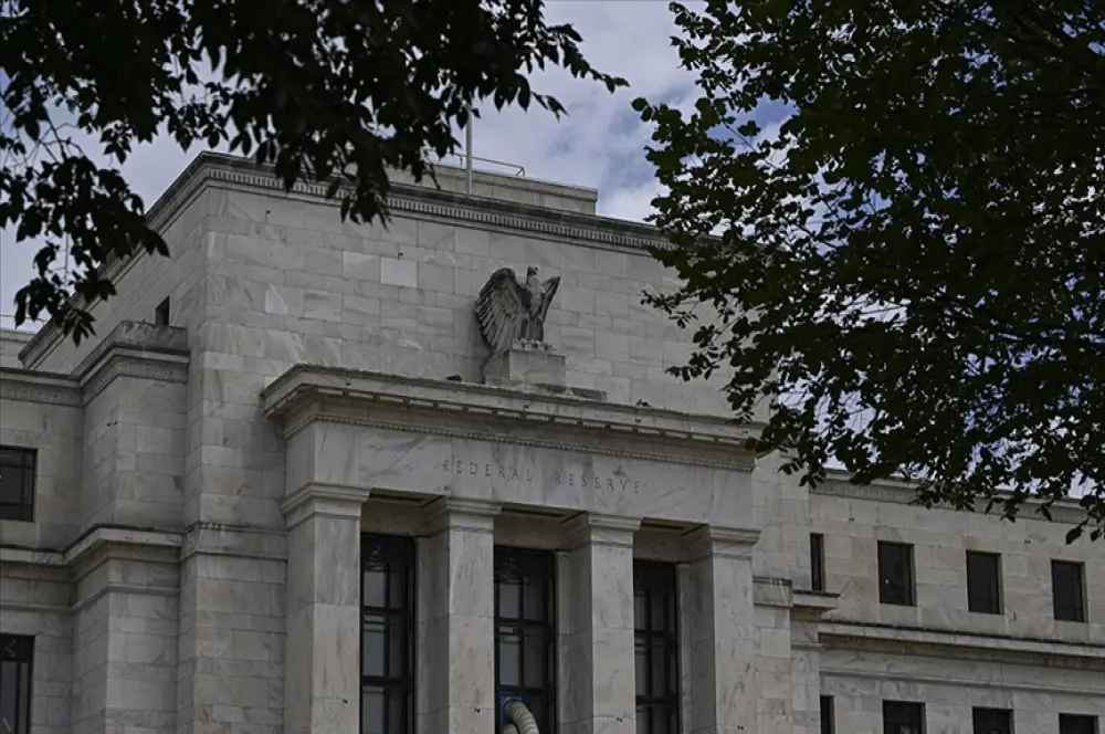 Fed’in faizi yüksek tutmasına destek Fed’in faizi yüksek tutmasına destek