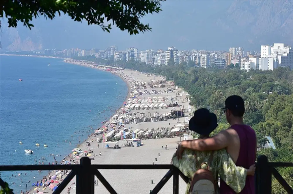 Antalya en fazla Rusya ve Almanya'dan ziyaretçi ağırlıyor Antalya en fazla Rusya ve Almanya'dan ziyaretçi ağırlıyor