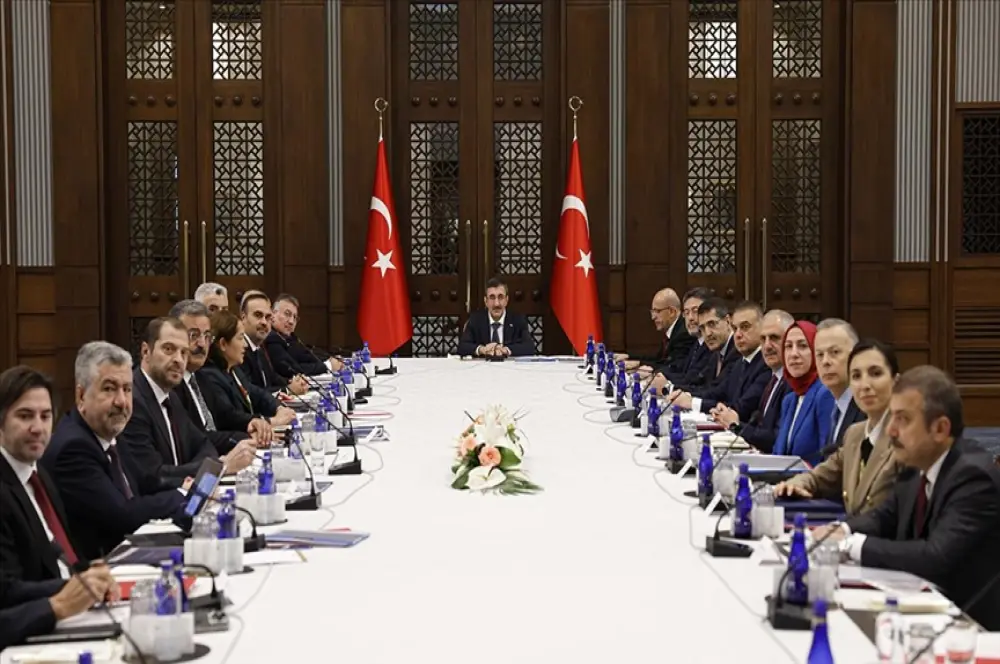 Türk lirası cinsinden enstrümanların çeşitlendirilmesi değerlendirildi Türk lirası cinsinden enstrümanların çeşitlendirilmesi değerlendirildi