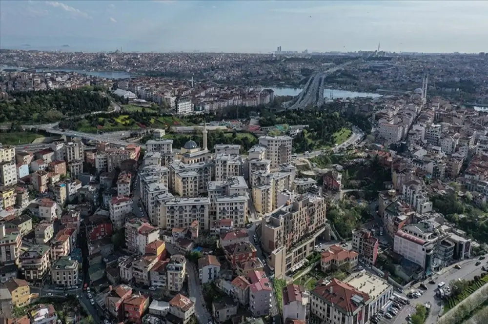 Dönüşümde kat malikleri anlaşma oranı üçte ikiden salt çoğunluğa çekilecek Dönüşümde kat malikleri anlaşma oranı üçte ikiden salt çoğunluğa çekilecek