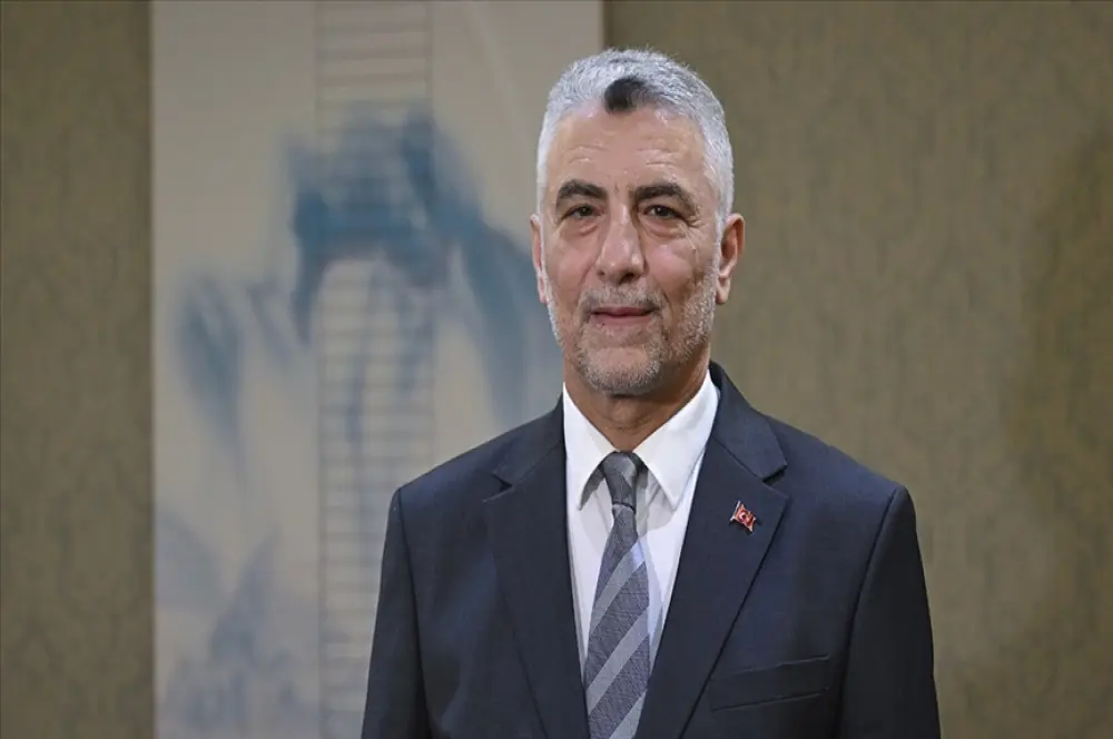 Bakan Bolat, tüm sektörleri indirim çağrısına destek vermeye davet etti Bakan Bolat, tüm sektörleri indirim çağrısına destek vermeye davet etti
