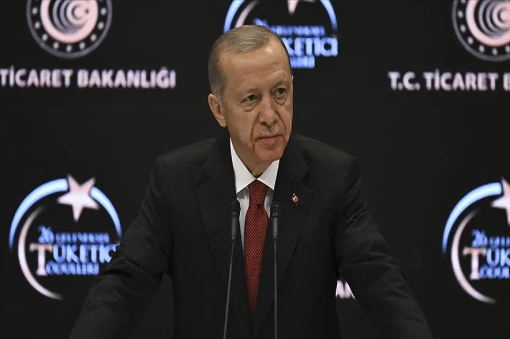 "KOBİ'lerimizi agresif ticaret hamleleri karşısında koruyacağız" "KOBİ'lerimizi agresif ticaret hamleleri karşısında koruyacağız"