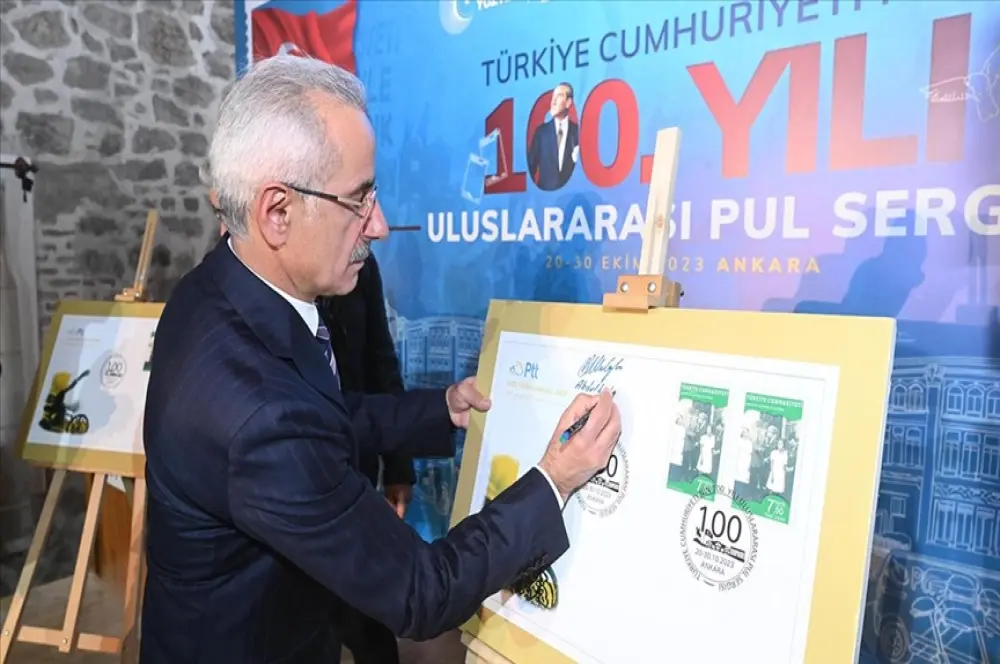 Cumhuriyet'in 100. yılına özel tasarlanan pullar 29 Ekim'de tedavüle sunulacak Cumhuriyet'in 100. yılına özel tasarlanan pullar 29 Ekim'de tedavüle sunulacak