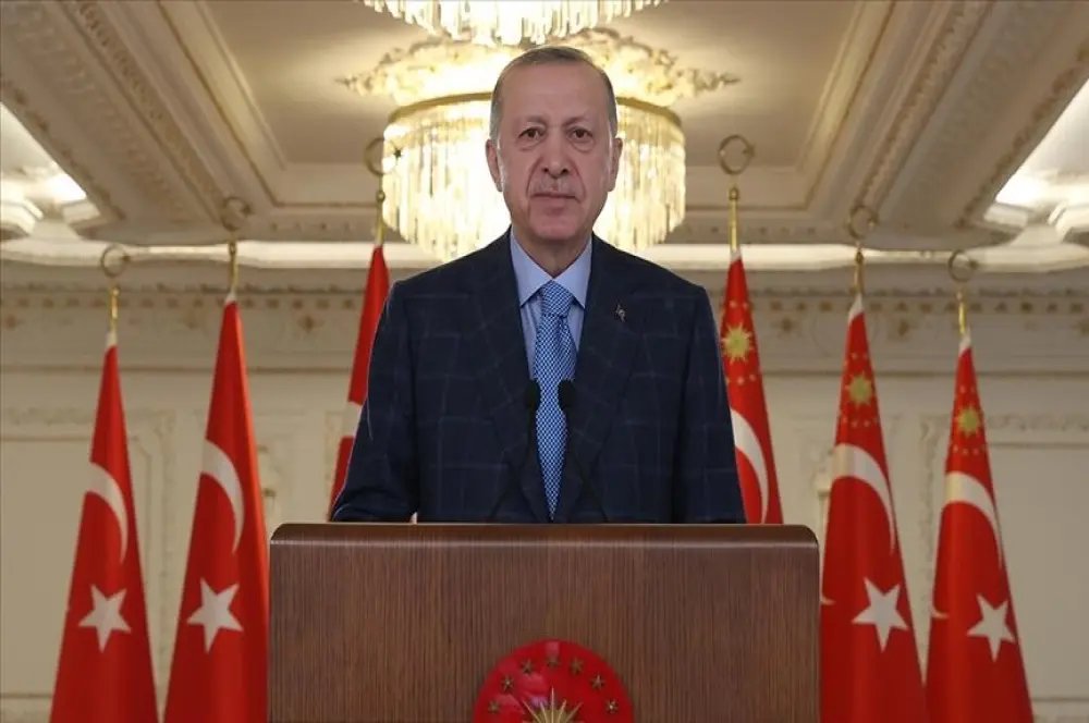 Tüm vatandaşlarımızı Cumhuriyetimizin 100’üncü yaşını selamlamaya davet ediyorum Tüm vatandaşlarımızı Cumhuriyetimizin 100’üncü yaşını selamlamaya davet ediyorum