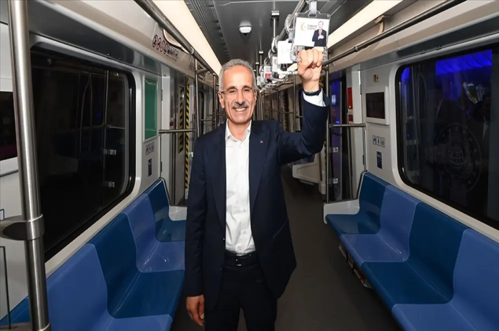 Marmaray, Cumhuriyet'in 100. yılında 10. yaşını kutluyor Marmaray, Cumhuriyet'in 100. yılında 10. yaşını kutluyor