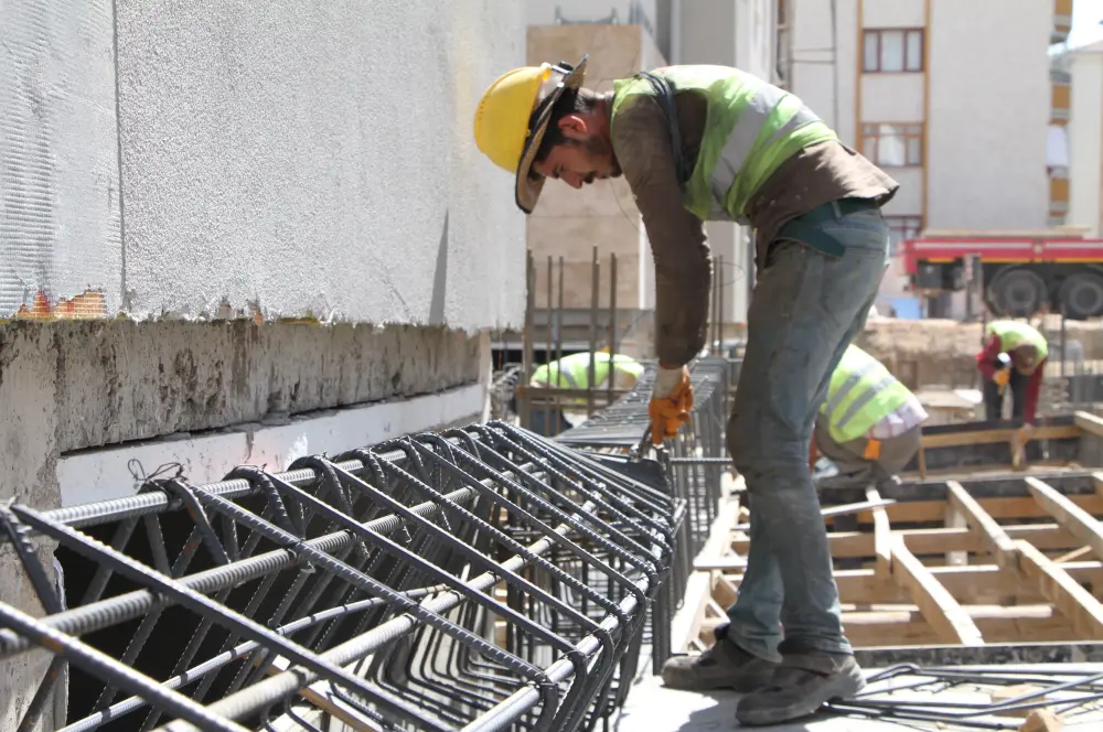 İnşaat malzemesi sanayi üretimi ağustosta yüzde 5.4 arttı İnşaat malzemesi sanayi üretimi ağustosta yüzde 5.4 arttı