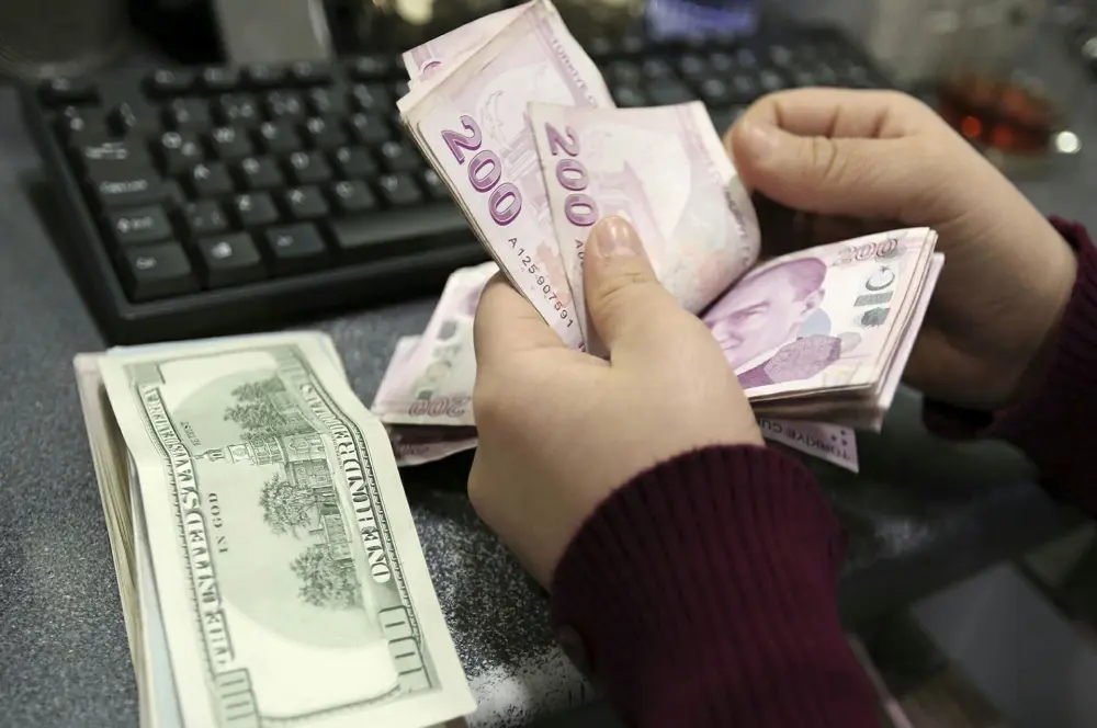 Kur farkı zararına bir yıl erteleme Kur farkı zararına bir yıl erteleme