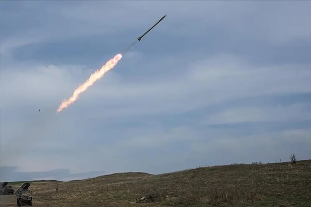 İngiltere ve Polonya'dan 4 milyar sterlinlik hava savunma anlaşması İngiltere ve Polonya'dan 4 milyar sterlinlik hava savunma anlaşması