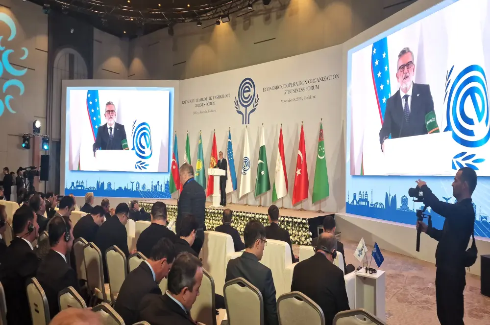 Özbekistan’da 'Ekonomik İşbirliği Teşkilatı 5. İş Forumu' yapıldı Özbekistan’da 'Ekonomik İşbirliği Teşkilatı 5. İş Forumu' yapıldı